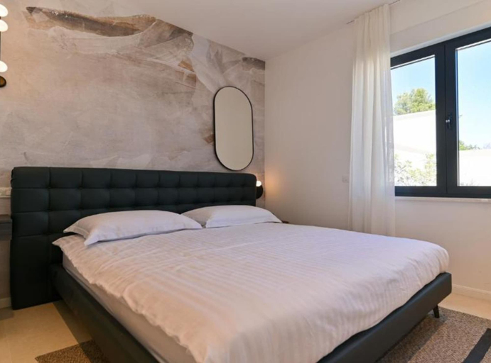 Bedroom 3, Villa Olive, Okrug