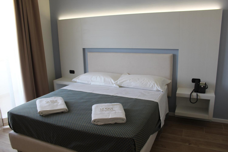 Bedroom 15