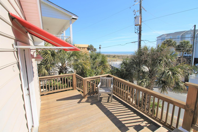 Others 5, 118 E Arctic Unit C - Salty Shack - Across from the Beach, Charleston