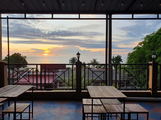 Exterior & Views 4, Elinoor Guest House Syariah, Padang