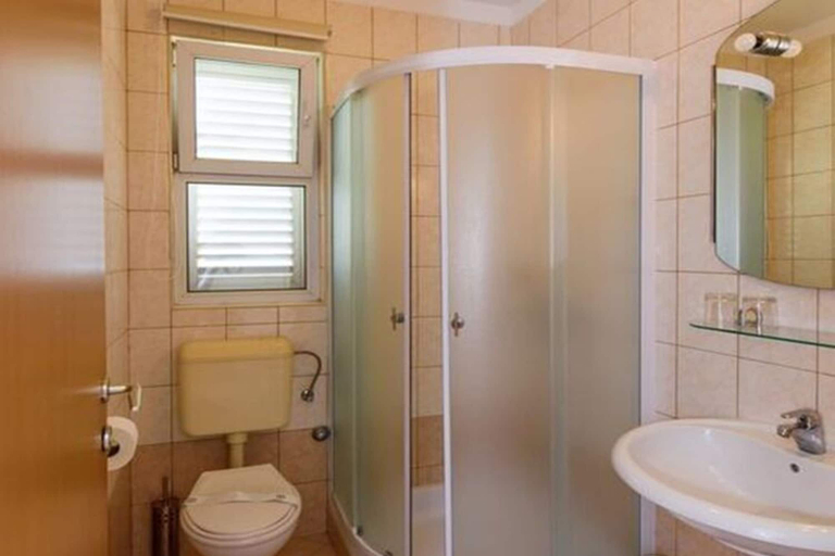 Bathroom, Homely Apartment in Sukošan near Sea, Sukošan