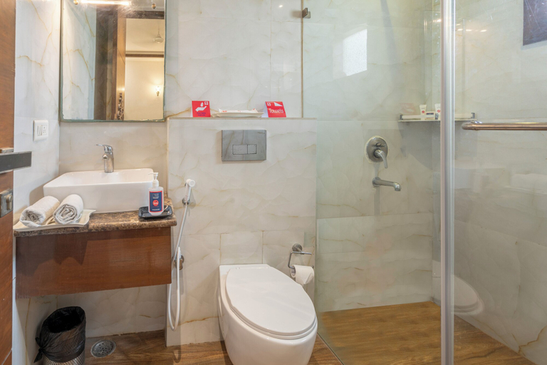 Bathroom 4, Spree Hotel Agra, Agra