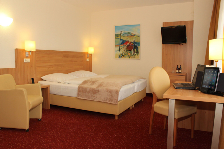 Bedroom 3, Ringhotel Haus Oberwinter, Ahrweiler