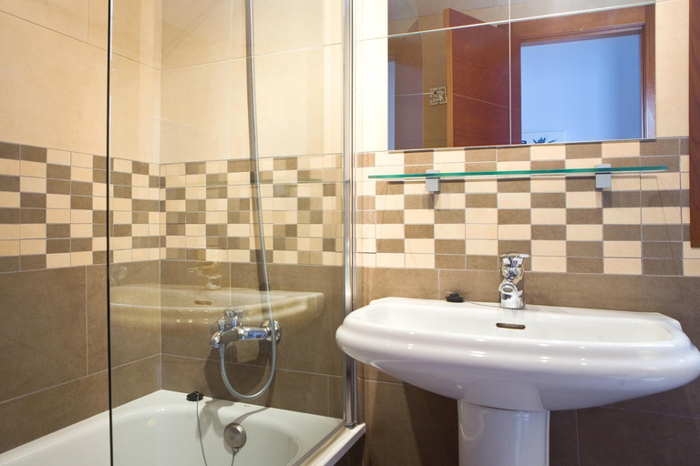 Bathroom 4, Real de Cartuja Apartments & Suites, Granada