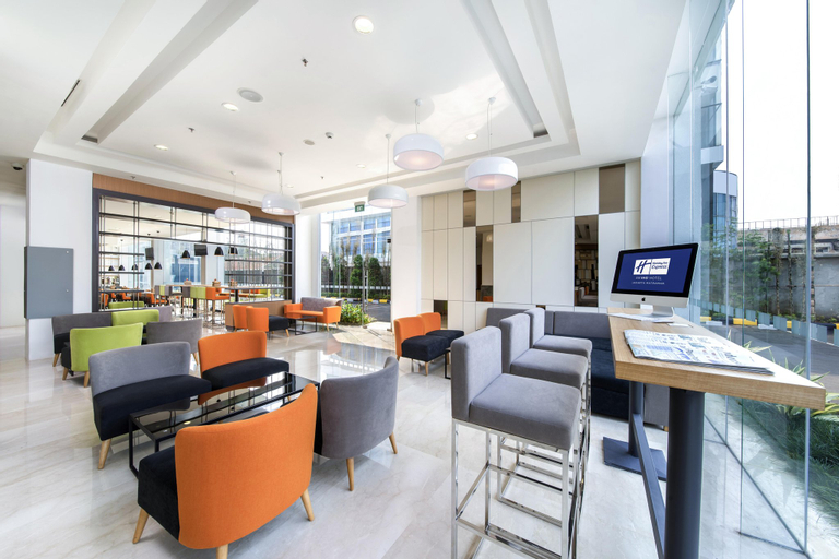 Exterior & Views 5, Holiday Inn Express Jakarta Matraman, East Jakarta