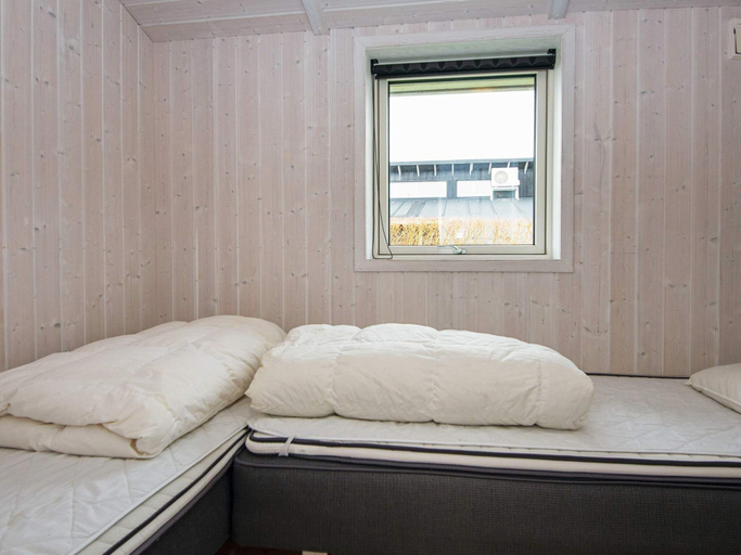 Bedroom 2, 5 Star Holiday Home in Juelsminde, Hedensted
