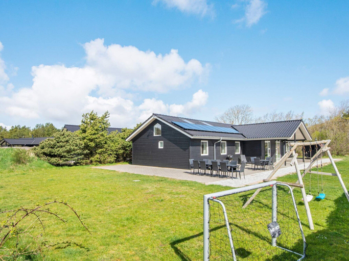 Exterior & Views 2, 4 Star Holiday Home in Romo, Tønder