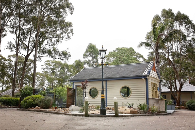 Exterior & Views 2, Waverley House Cottages, E. Gippsland - Bairnsdale