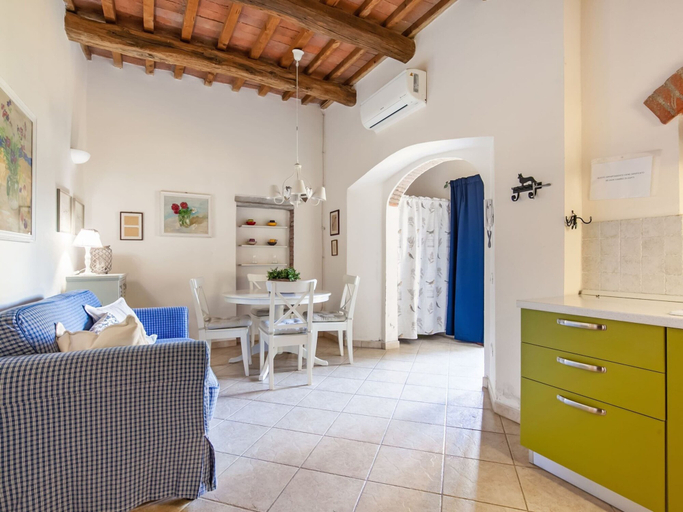 Dining 5, Belvilla by OYO Casa Cecina, Pisa