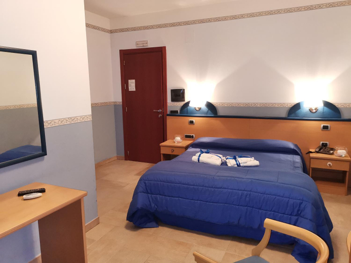 Bedroom 3, Hotel Santa Lucia, Cosenza