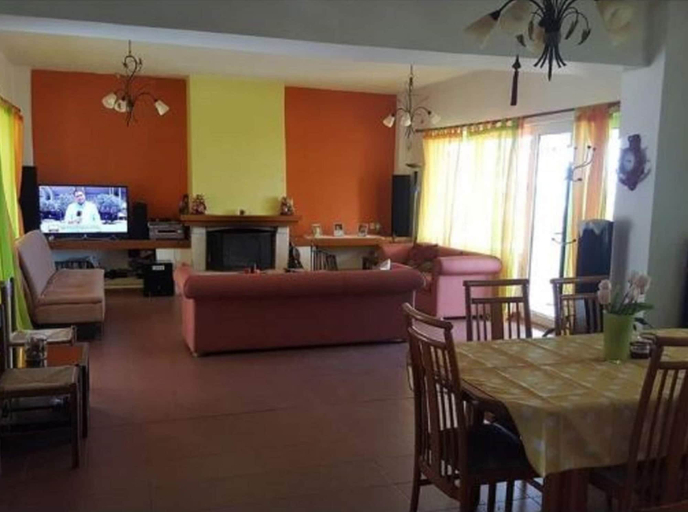 Others 5, Villa in Hersonissos With Lush Garden, Crete