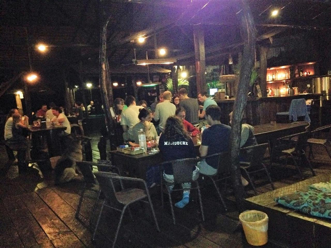 Food & Drinks 5, Nature Lodge, Saen Monourom