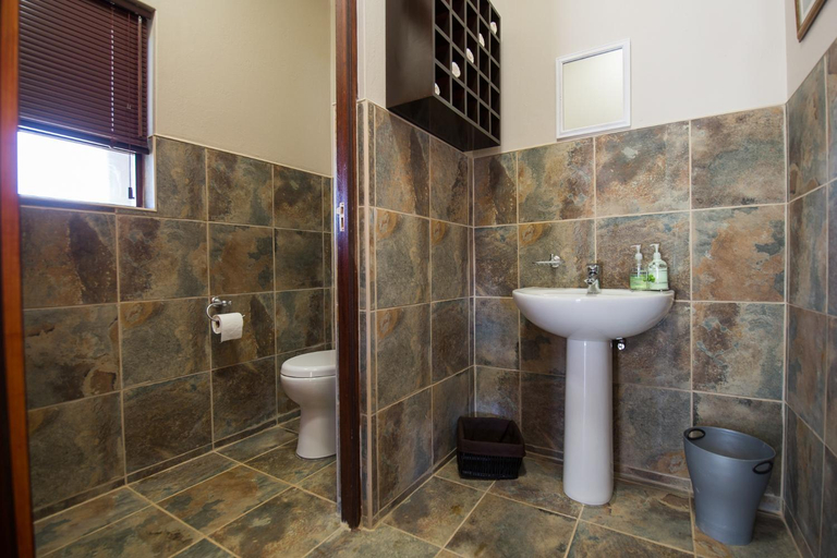 Bathroom 5, Foreva Wild, City of Tshwane