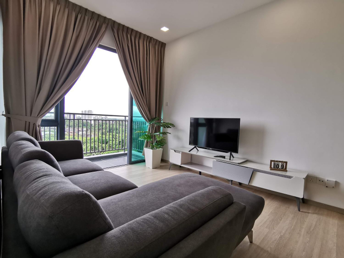 Others 5, 3 bedrooms condo with pools, gym, wifi & washer, Kuching
