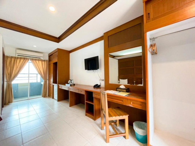 Bedroom 14