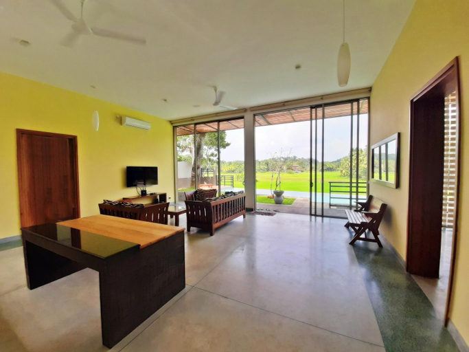 Public Area, Sugoi House, Habaraduwa