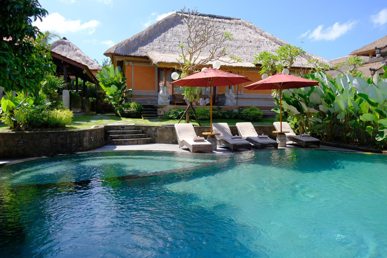 Swimming Pool 22