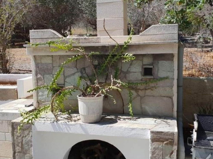 Others 3, Villa in Hersonissos With Lush Garden, Crete