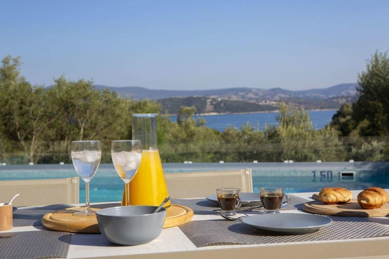 Food & Drinks 5, Villas Harriet - With Sea View and Near the sea, Ionian Islands
