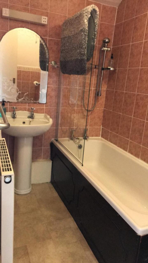 Bathroom 3, The Kinder Lodge, Derbyshire