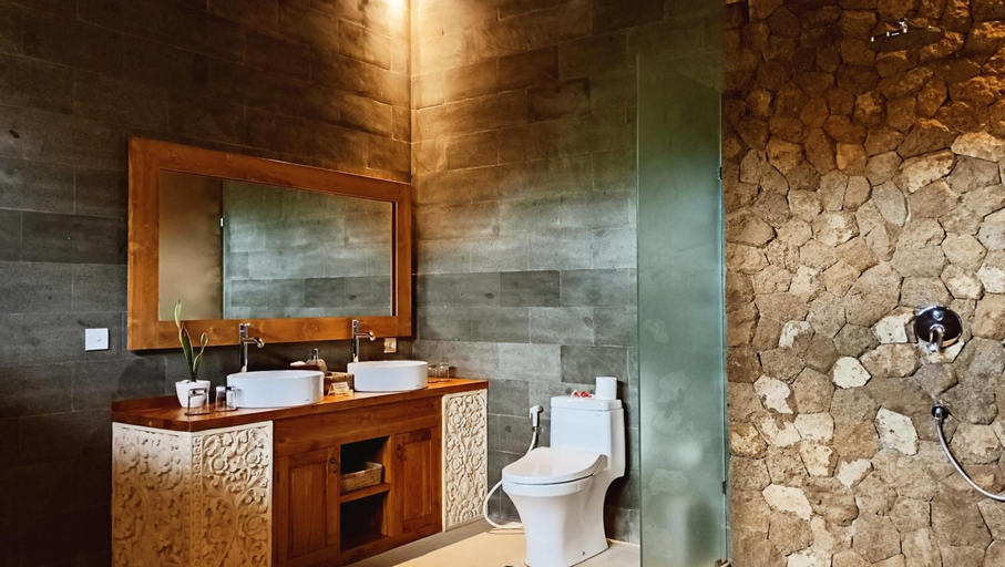 Bathroom 6