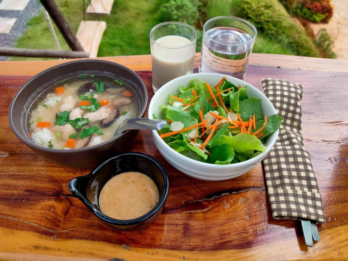 Food & Drinks 4, The haus at khao kho, Khao Kho