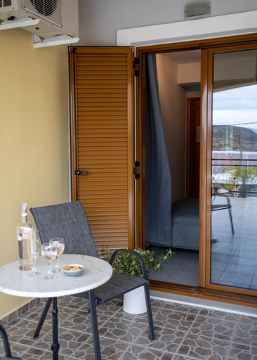 2, Anesis Apartments, Attica