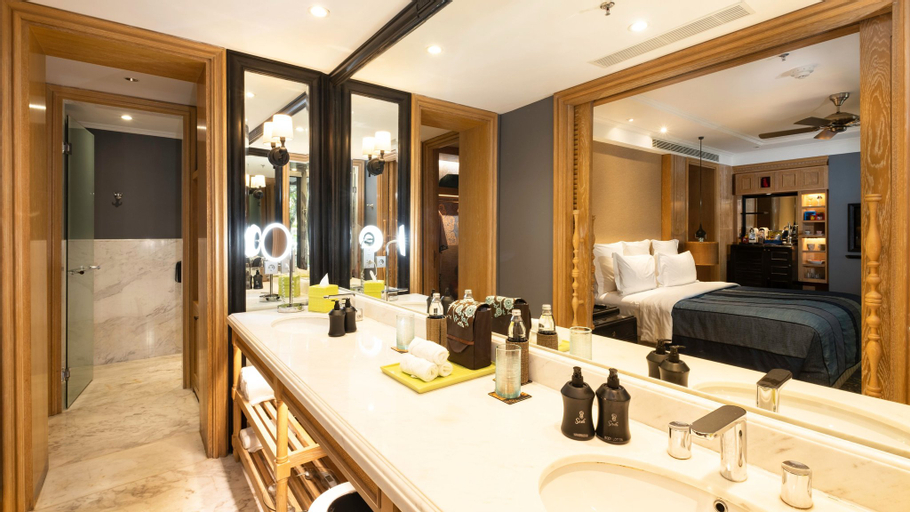 Bathroom 5