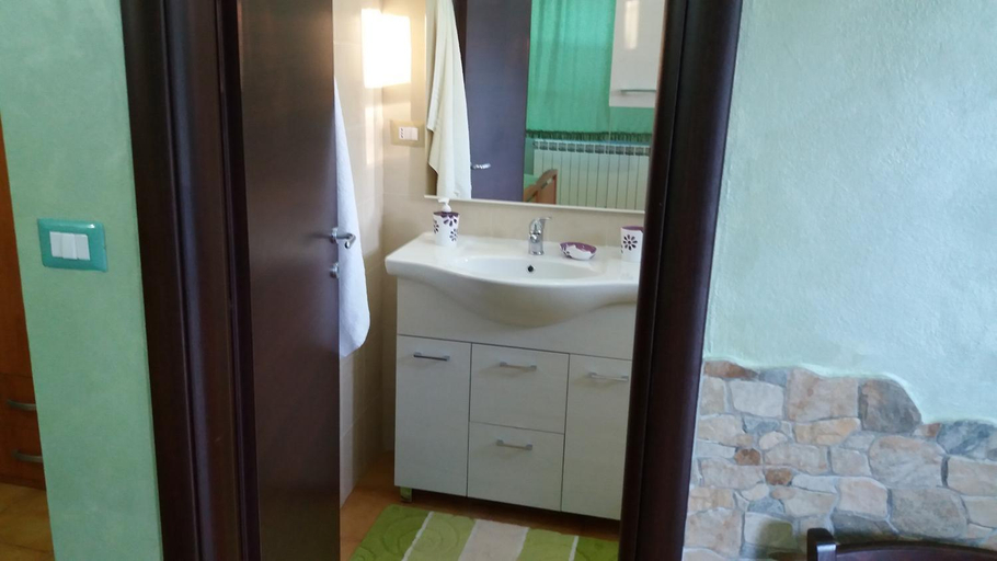 Bathroom 2, Rita b&b sea sun and nature, Sassari