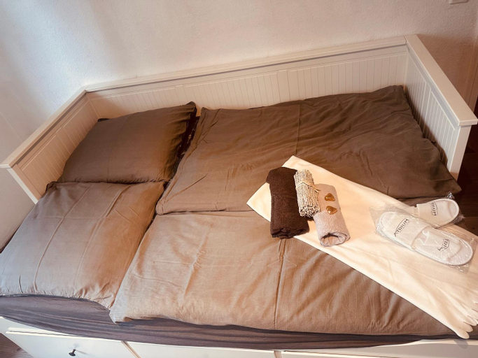 Bedroom 16
