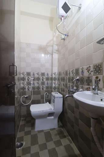 Bathroom 3, iROOMZ Hotel SBR, Hyderabad