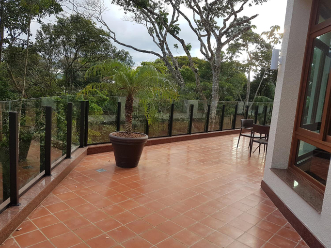 Others 4, Flat em Pedra Azul, Domingos Martins