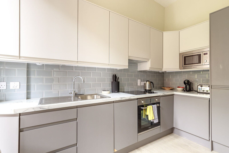 Others 5, Dublin Castle Suites, Dublin