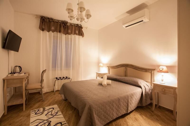 Bedroom 3, City Garden Guest House, Olbia-Tempio