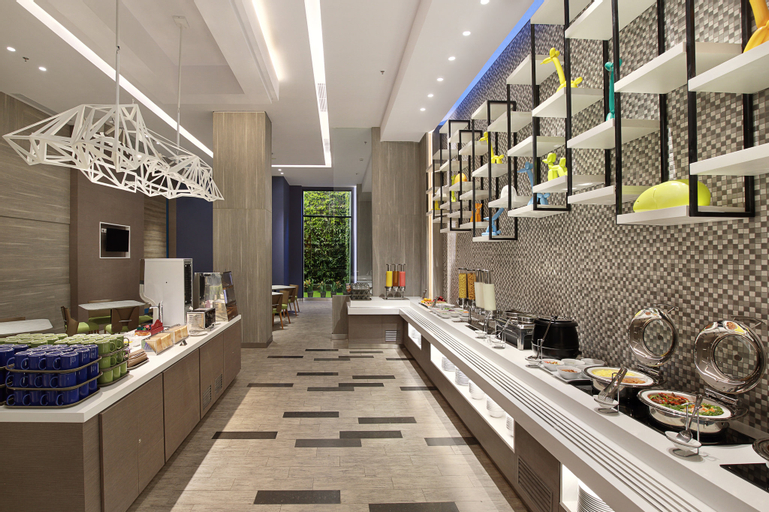 Food & Drinks 5, Holiday Inn Express Jakarta Wahid Hasyim, Central Jakarta