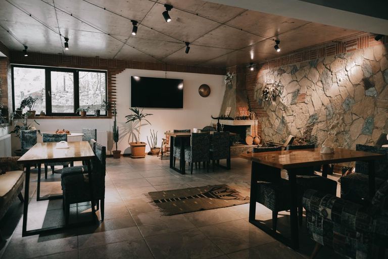 Food & Drinks 4, Paramount Kazbegi, Kazbegi