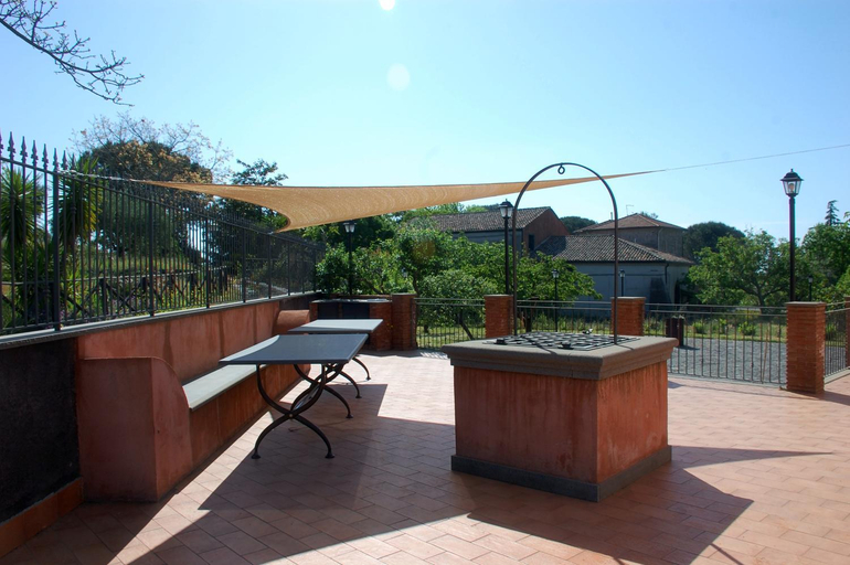 Others 4, Casa Farlazzo, Catania