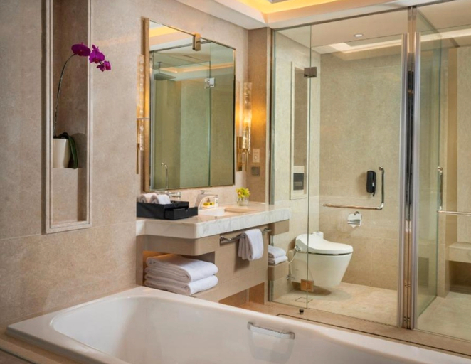 Bathroom 13