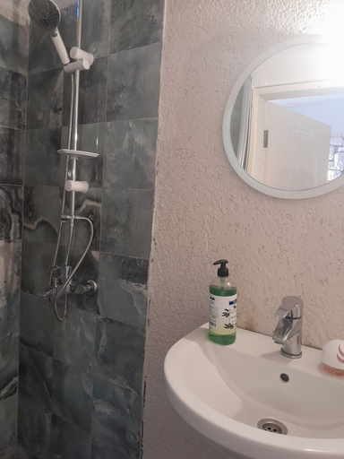 Bathroom 4, Pemba Pansiyon Ayvalik, Ayvalık