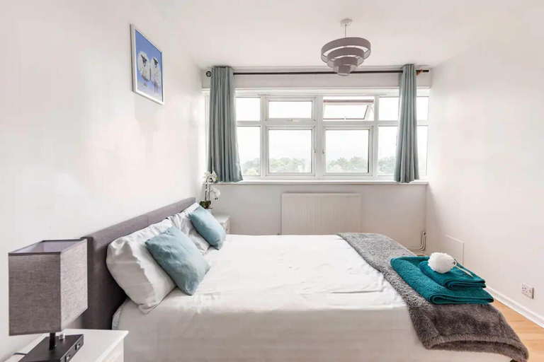 Bedroom 3, Spacious Home by Lee Valley Rafting Waltham Cross, Hertfordshire