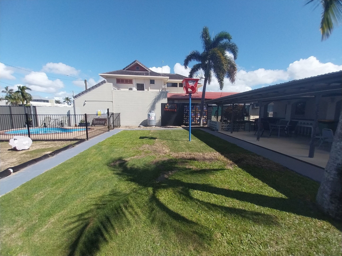 Exterior & Views 3, Tropic Coast Motel, Mackay - Pt A