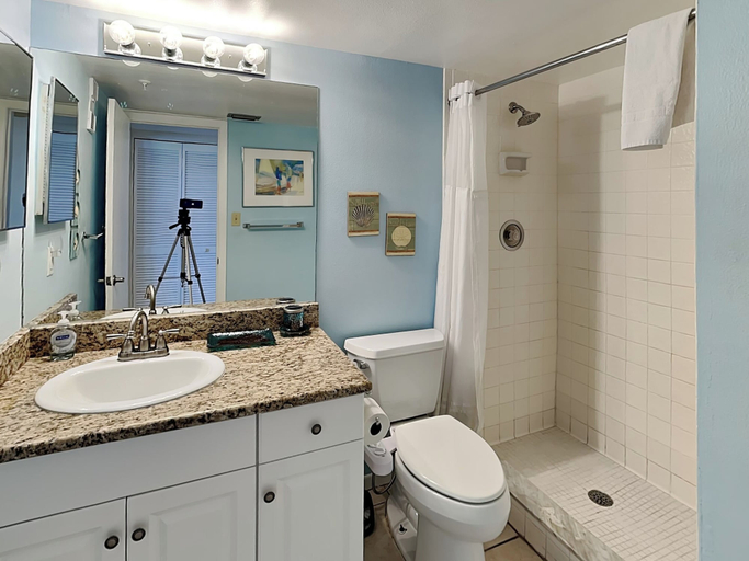 Bathroom 4, Ocean Sands 1002, Pinellas