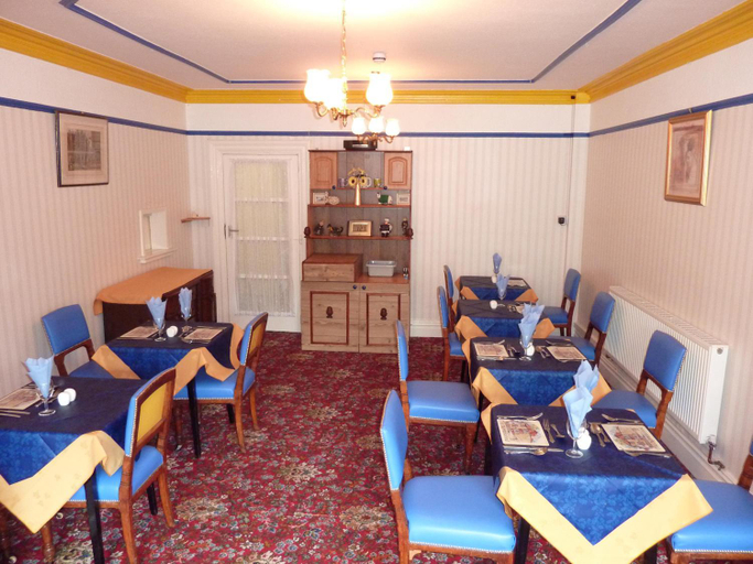 Food & Drinks, The Northwood, Conwy