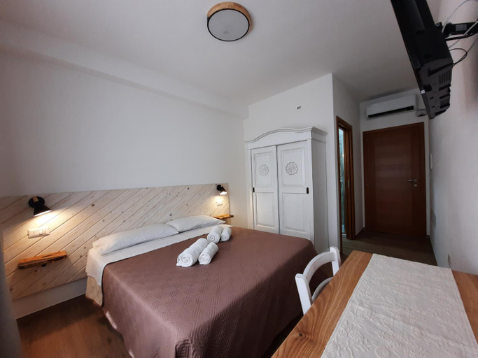 Others 4, Affittacamere Su Maistu e Linna, Ogliastra