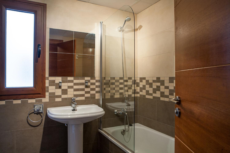 Bathroom 5, Real de Cartuja Apartments & Suites, Granada