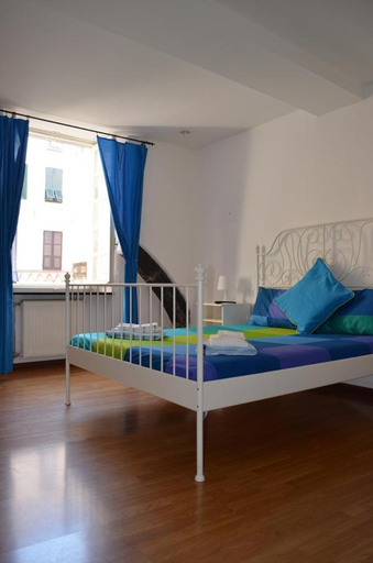 Others 3, B&B Archi di Borgolungo, Genova