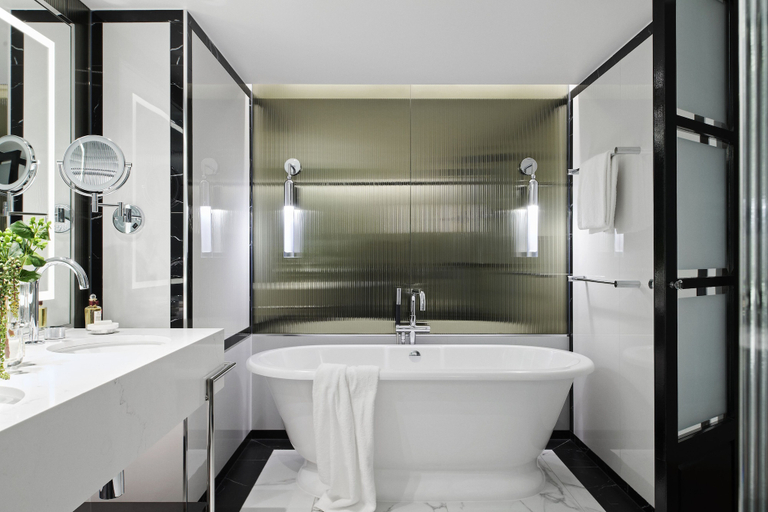 Bathroom 5, The Royce, Melbourne