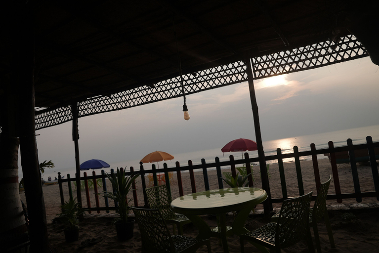 Others 5, Livin Waves Beach stay and cafe, Uttara Kannada