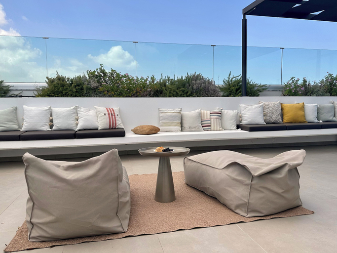 Food & Drinks 3, Lora Pearl Luxury Villa By Louis Hotels