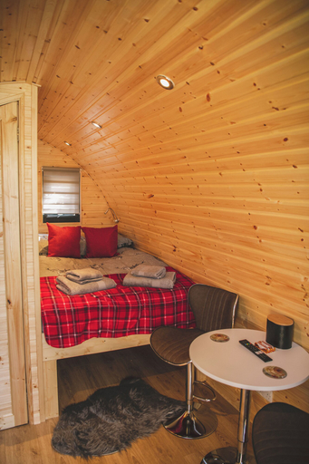 Bedroom 2, Highland & Transylvania Glamping Pod, Highland